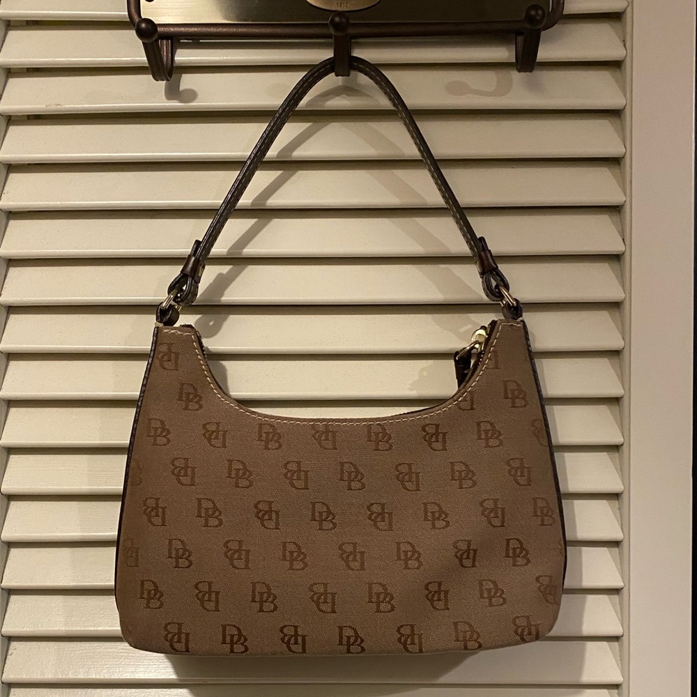Dooney & Bourke small bag